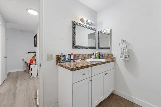 $599,999 | 11321 Parkgreen Lane, Unit 102, Garden Grove, CA 92843