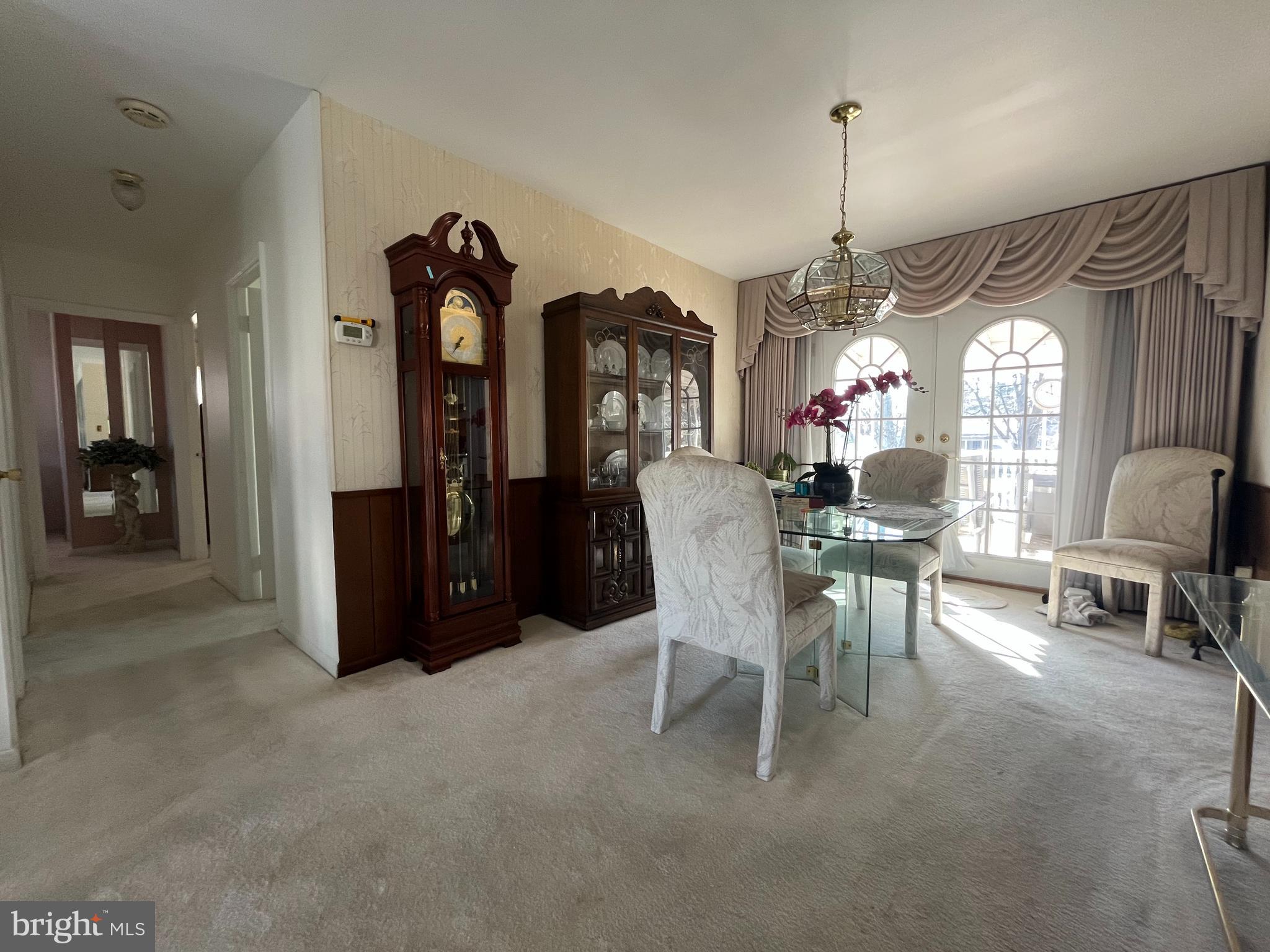 6105 Moorefield Road Catonsville, MD 21228 - Photo 8 of 47 Gallery Image 8
