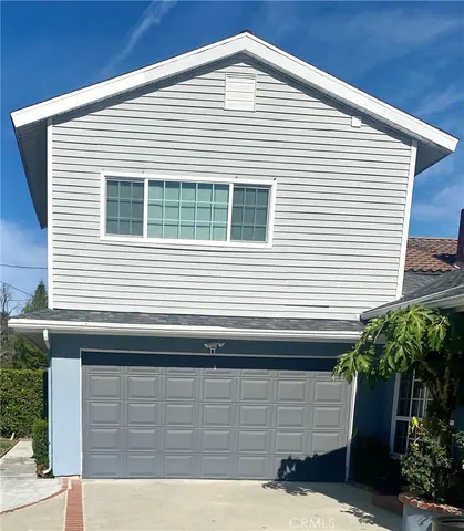 $1,900 | 7252 Rubio Avenue, Lake Balboa, CA 91406