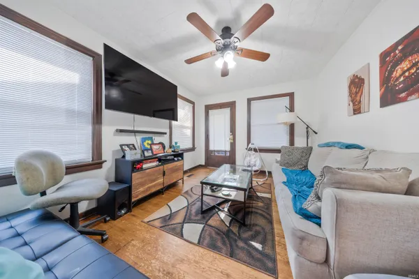 $165,000 | 2156-2158 Bayard Park Drive, Evansville, IN 47714