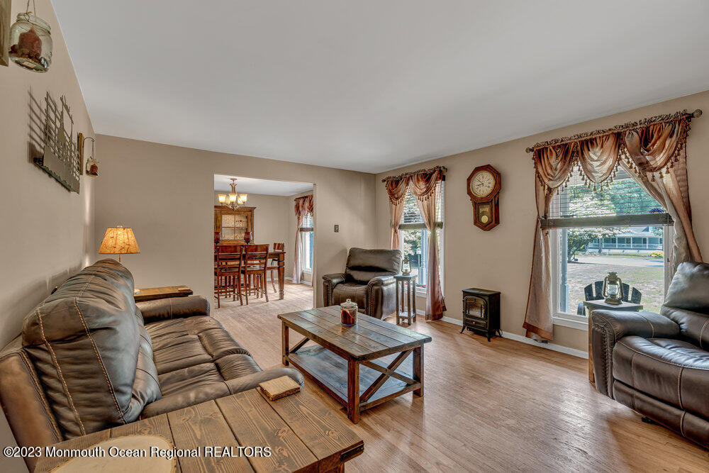 2 Hyacinth Court Cream Ridge, NJ 08514 - Photo 11 of 70 031_dsc09483