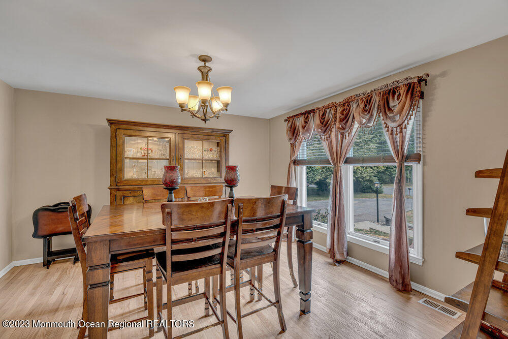 2 Hyacinth Court Cream Ridge, NJ 08514 - Photo 15 of 70 037_dsc09518