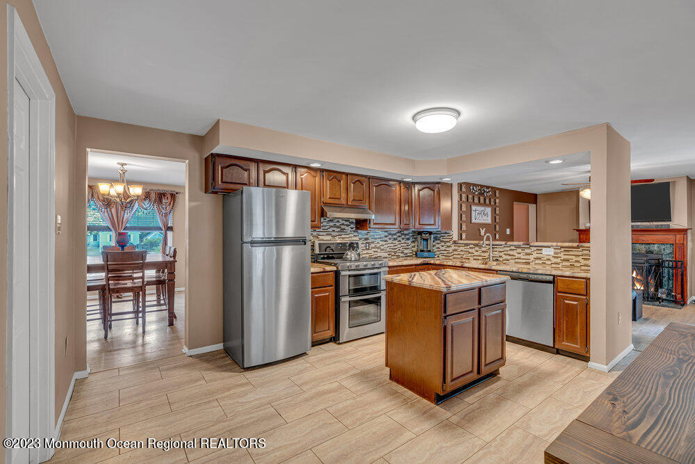 2 Hyacinth Court Cream Ridge, NJ 08514 - Photo 19 of 70 044_dsc09553-1