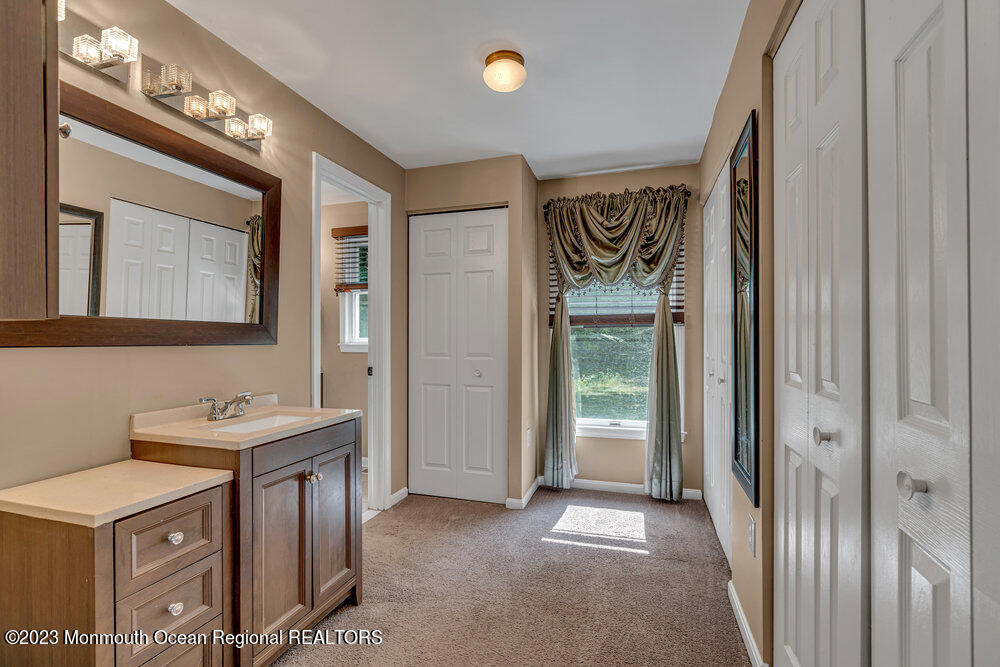 2 Hyacinth Court Cream Ridge, NJ 08514 - Photo 31 of 70 072_dsc09403