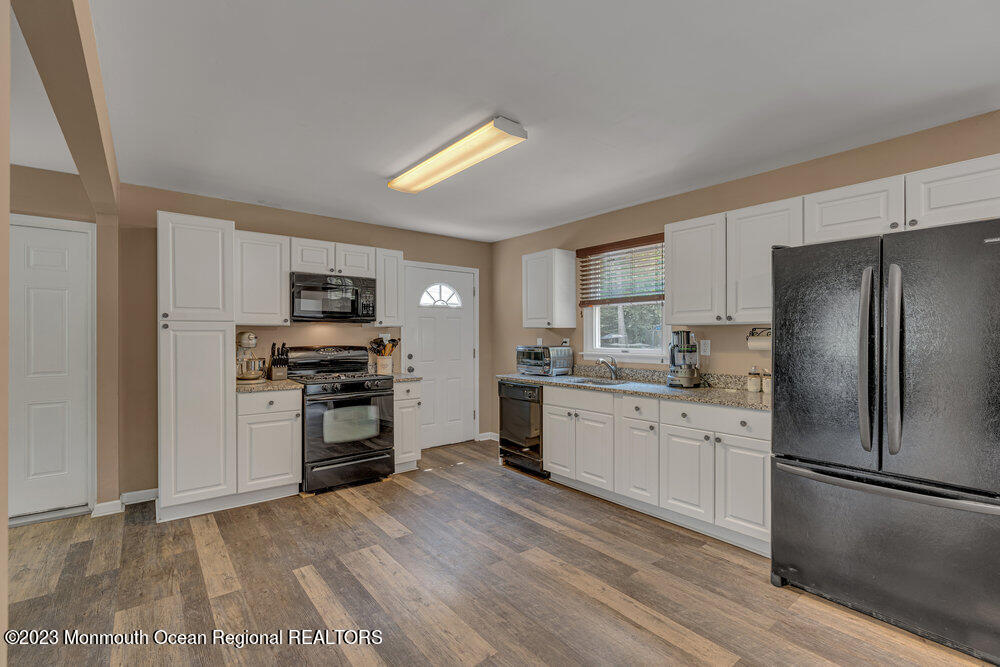 2 Hyacinth Court Cream Ridge, NJ 08514 - Photo 42 of 70 081_dsc09703