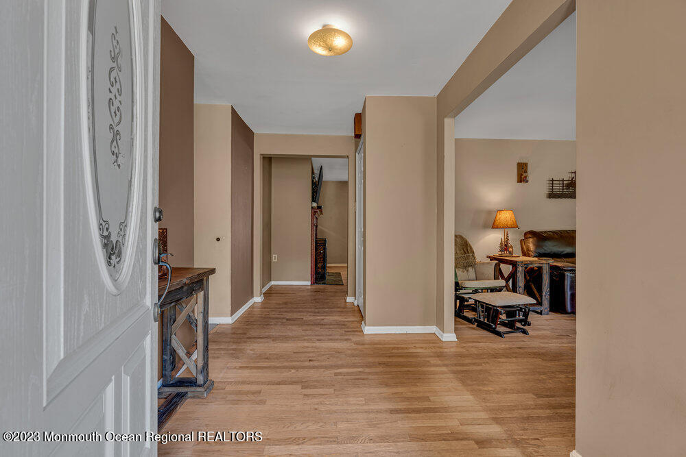 2 Hyacinth Court Cream Ridge, NJ 08514 - Photo 8 of 70 027_dsc09443