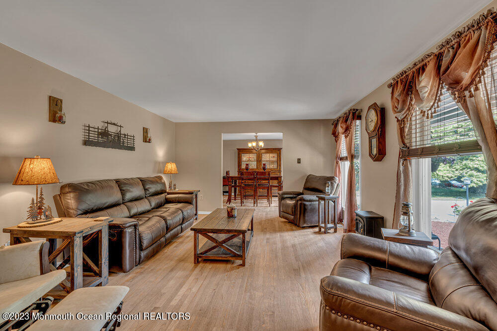 2 Hyacinth Court Cream Ridge, NJ 08514 - Photo 10 of 70 030_dsc09478