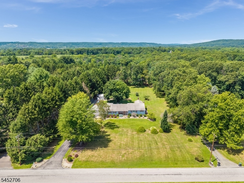 135 Rockafellows Mill Road Flemington, NJ 08822 - Photo 41 of 46 Gallery Image 41