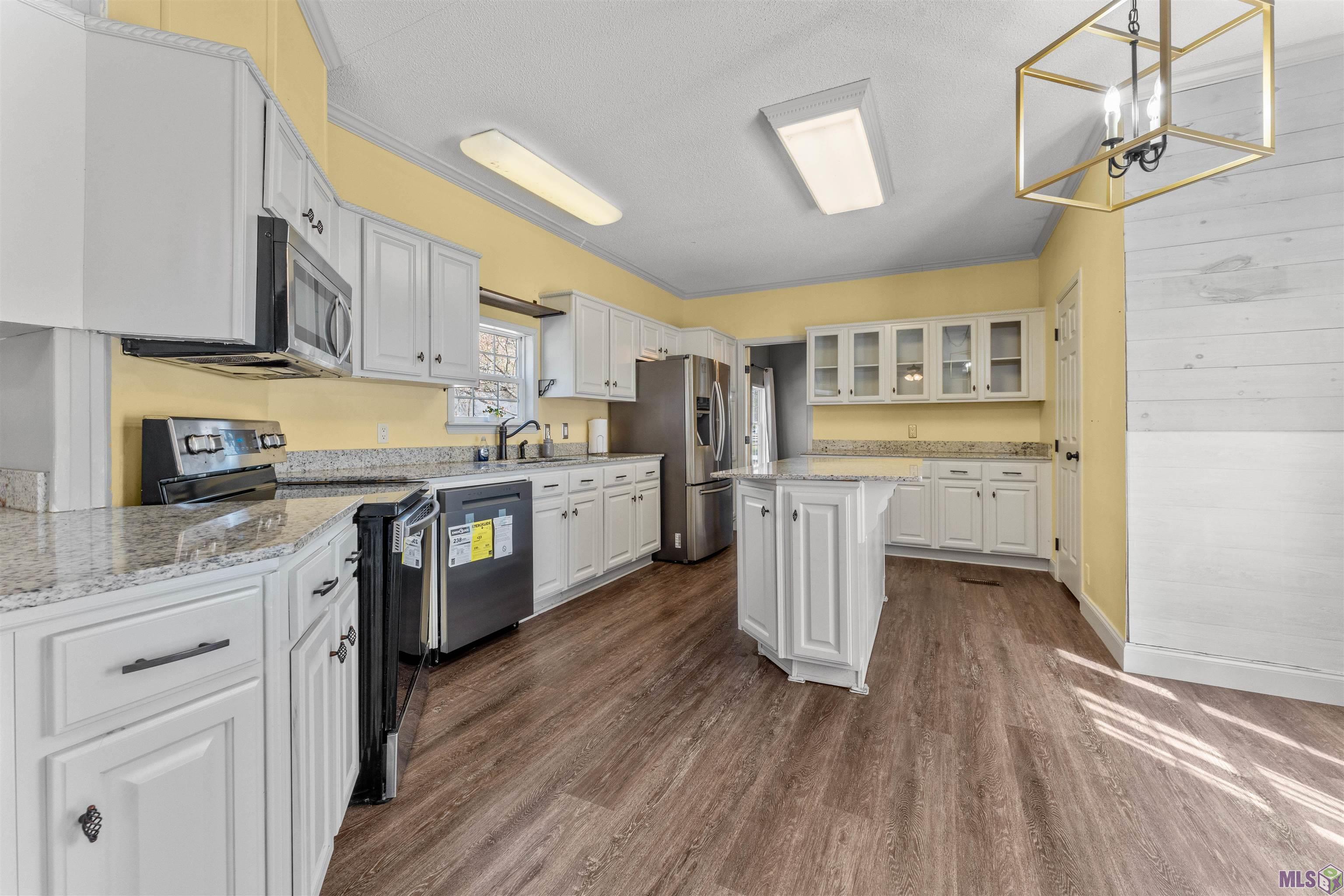9555 L D Erwin Road Denham Springs, LA 70706 - Photo 5 of 17