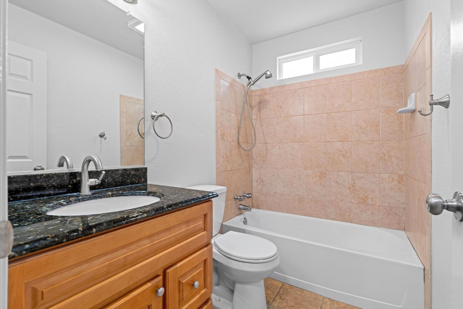 4021 Creamery Way Modesto, CA 95356 - Photo 23 of 37