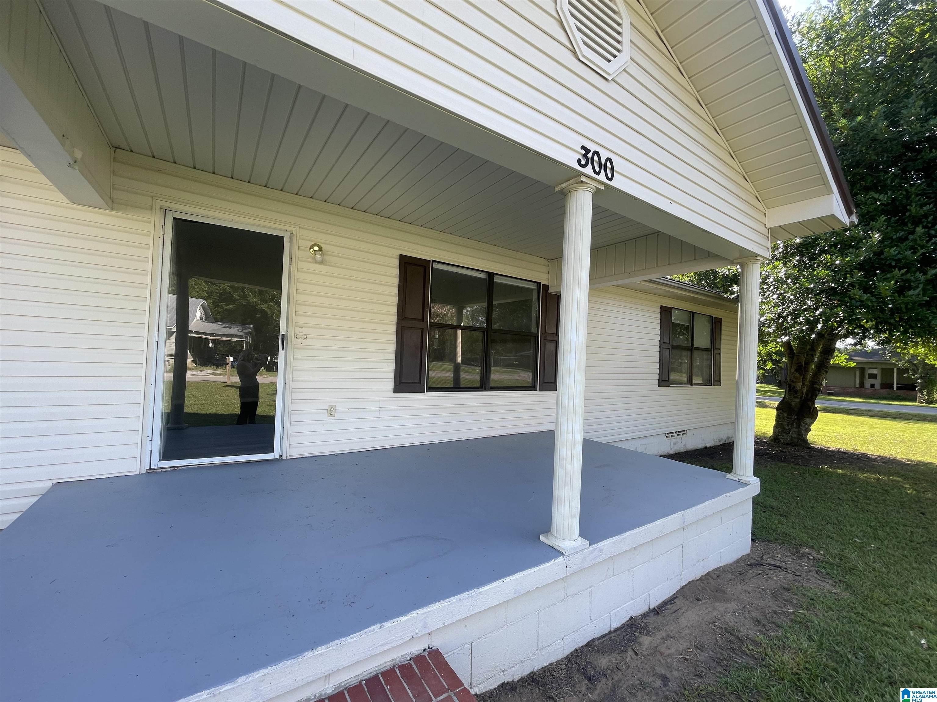 300 1st Street Clanton, AL 35045 - Photo 14 of 18