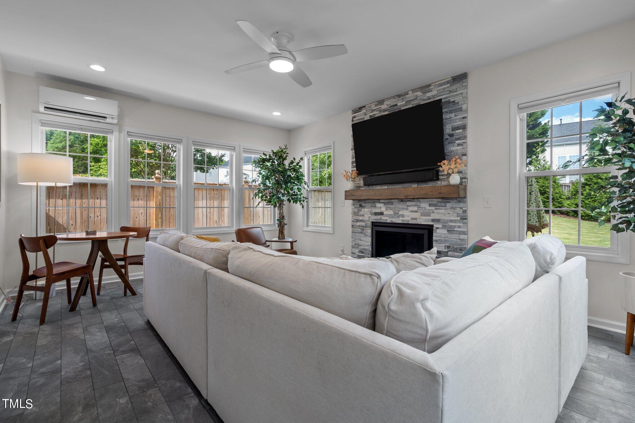 7608 Derek Drive Raleigh, NC 27613 - Photo 17 of 65 43-web-or-mls-_NFP5352