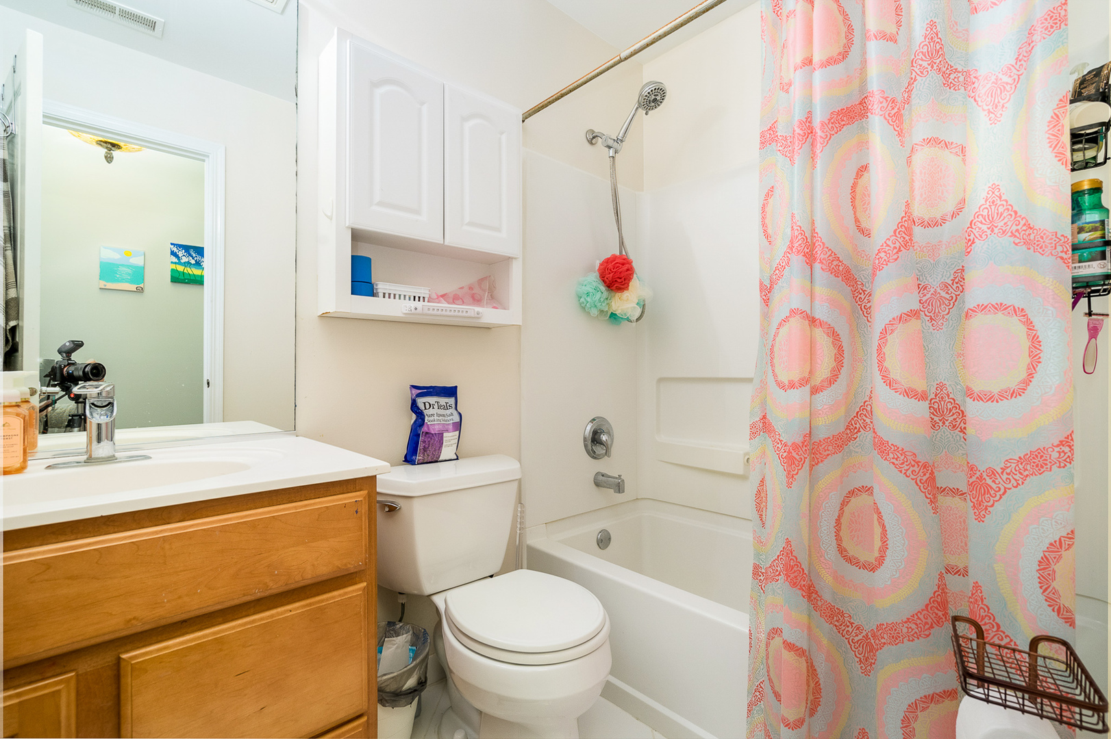 15311 Pinewood Road, Unit 15311 Lockport, IL 60441 - Photo 11 of 17 a bathroom with a sink toilet vanity and tub