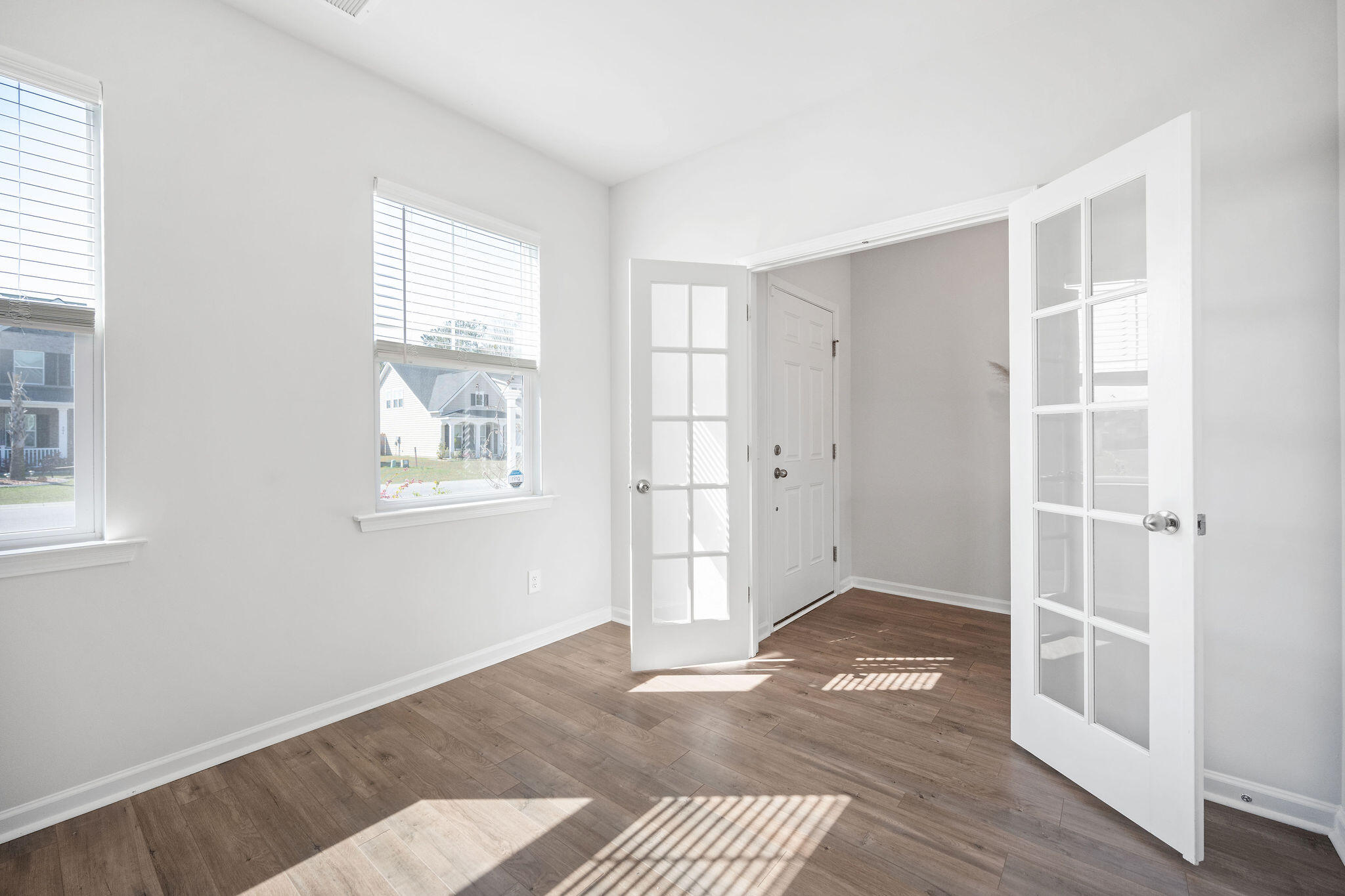 805 Squire Pope Road Summerville, SC 29486 - Photo 4 of 46 805Squirepope-75