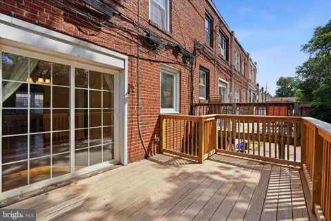 $245,000 | 3442 Valley Green Drive, Drexel Hill, PA 19026