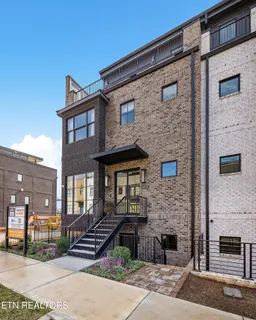 $1,590,000 | 9430 Horizon Drive, Knoxville, TN 37922