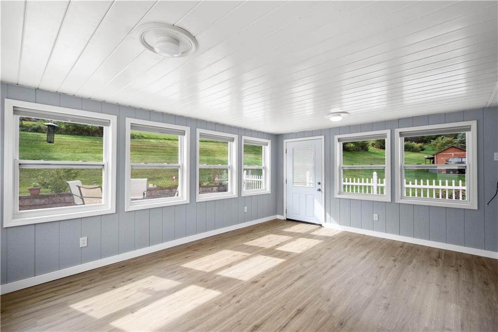 4552 Battle Ridge Road Oakdale, PA 15071 - Photo 13 of 38 Gallery Image 13
