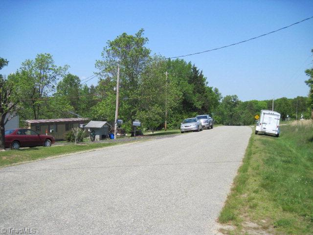 516 Roberts Road Burlington, NC 27217 - Photo 10 of 10 Street View