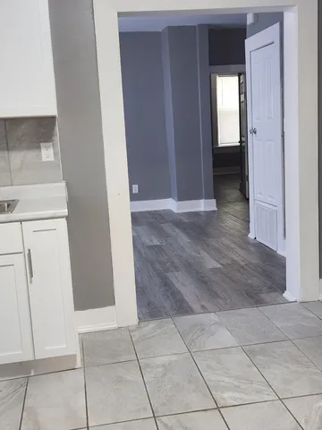 a view of entryway with front door