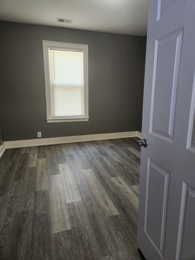 3039 East 97th Street Chicago, IL 60617 - Photo 15 of 31