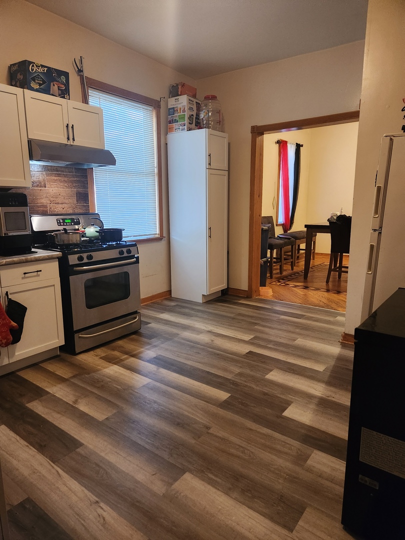 3039 East 97th Street Chicago, IL 60617 - Photo 8 of 31