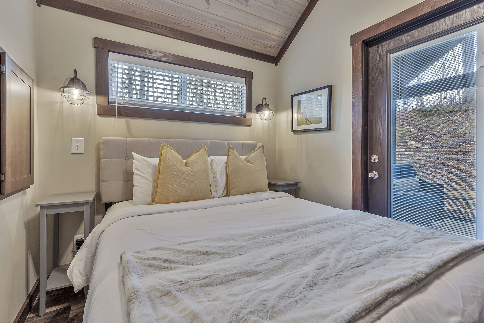 42 Oakleaf Trail Tracy City, TN 37387 - Photo 55 of 73 a large bed sitting in a bedroom next to a window