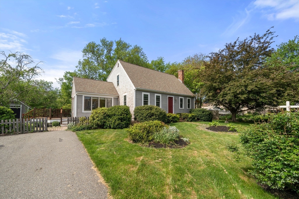 24 Merritt Lane Scituate, MA 02066 - Photo 2 of 26