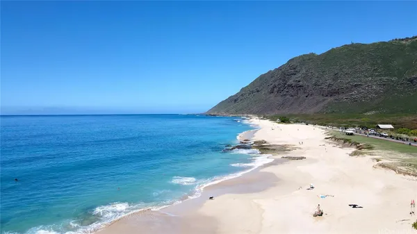 $2,600 | 84-567 Kepue Street, Waianae, HI 96792