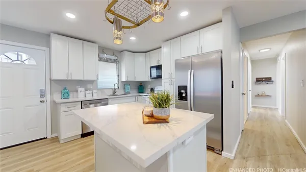 $2,600 | 84-567 Kepue Street, Waianae, HI 96792