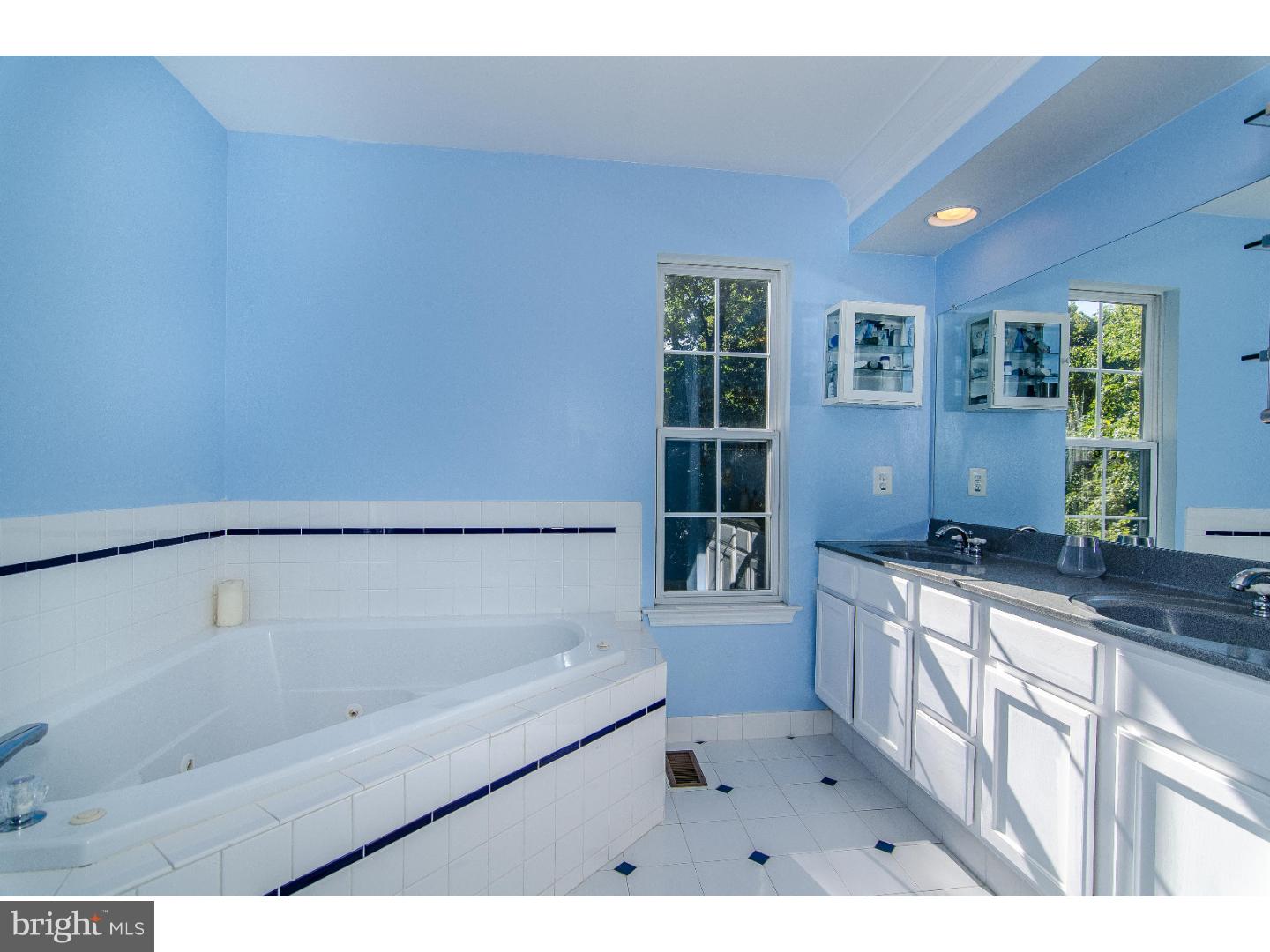 424 Bolton Road Glenside, PA 19038 - Photo 14 of 25 Gallery Image 14