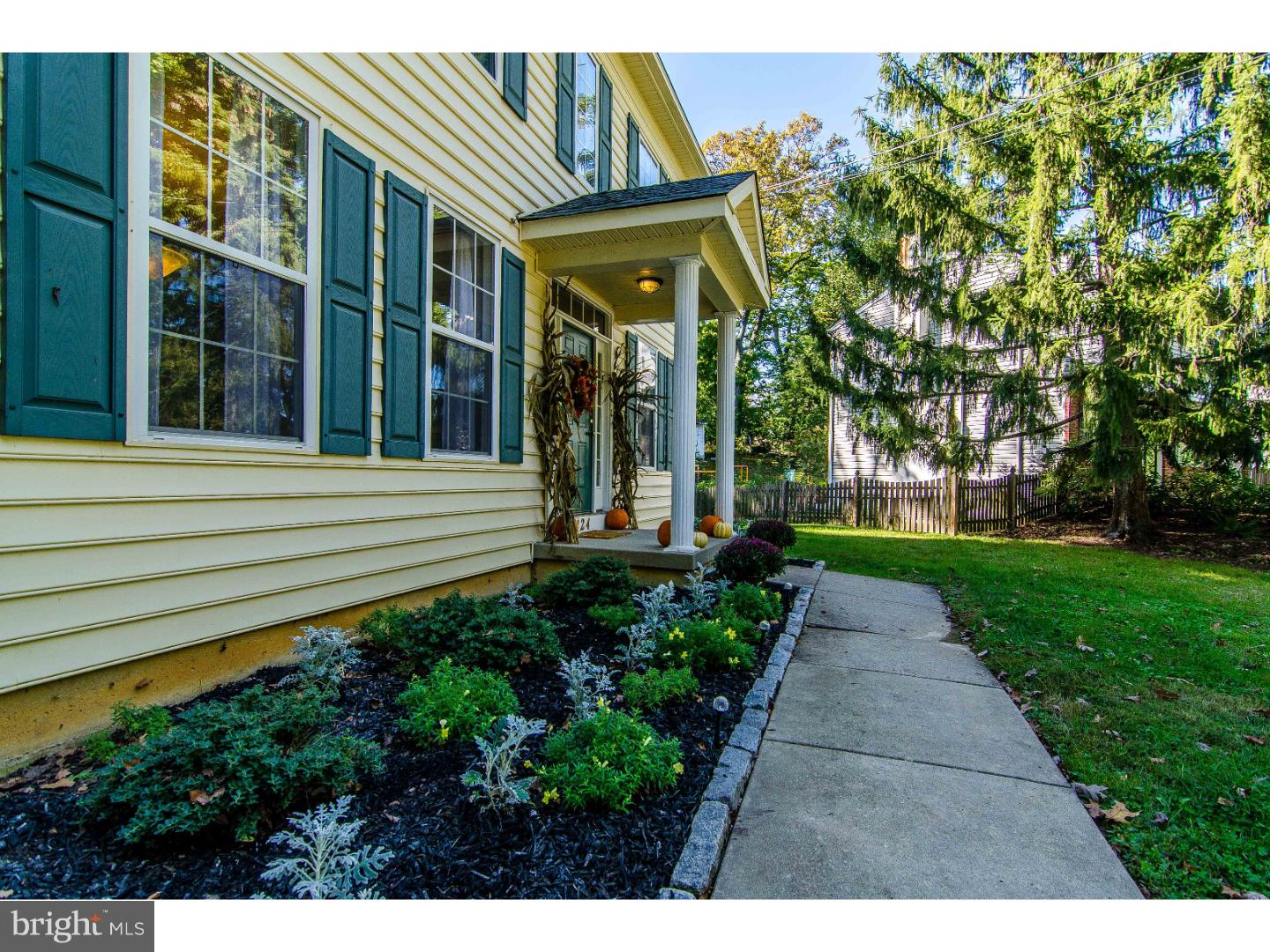 424 Bolton Road Glenside, PA 19038 - Photo 3 of 25 Gallery Image 3