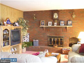 535 Cassingham Road Fairless Hills, PA 19030 - Photo 5 of 10 Family Room