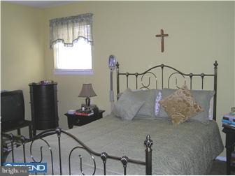 535 Cassingham Road Fairless Hills, PA 19030 - Photo 7 of 10 Bedroom - Main