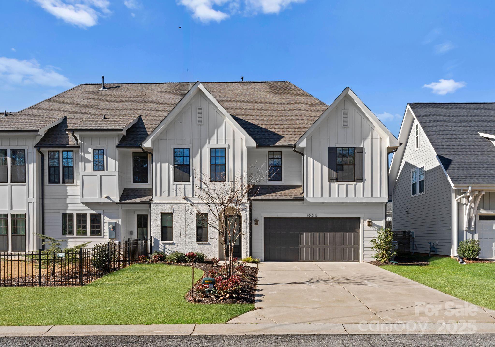 1606 Brook Road Charlotte, NC 28205 - Photo 1 of 29 Gallery Image 1