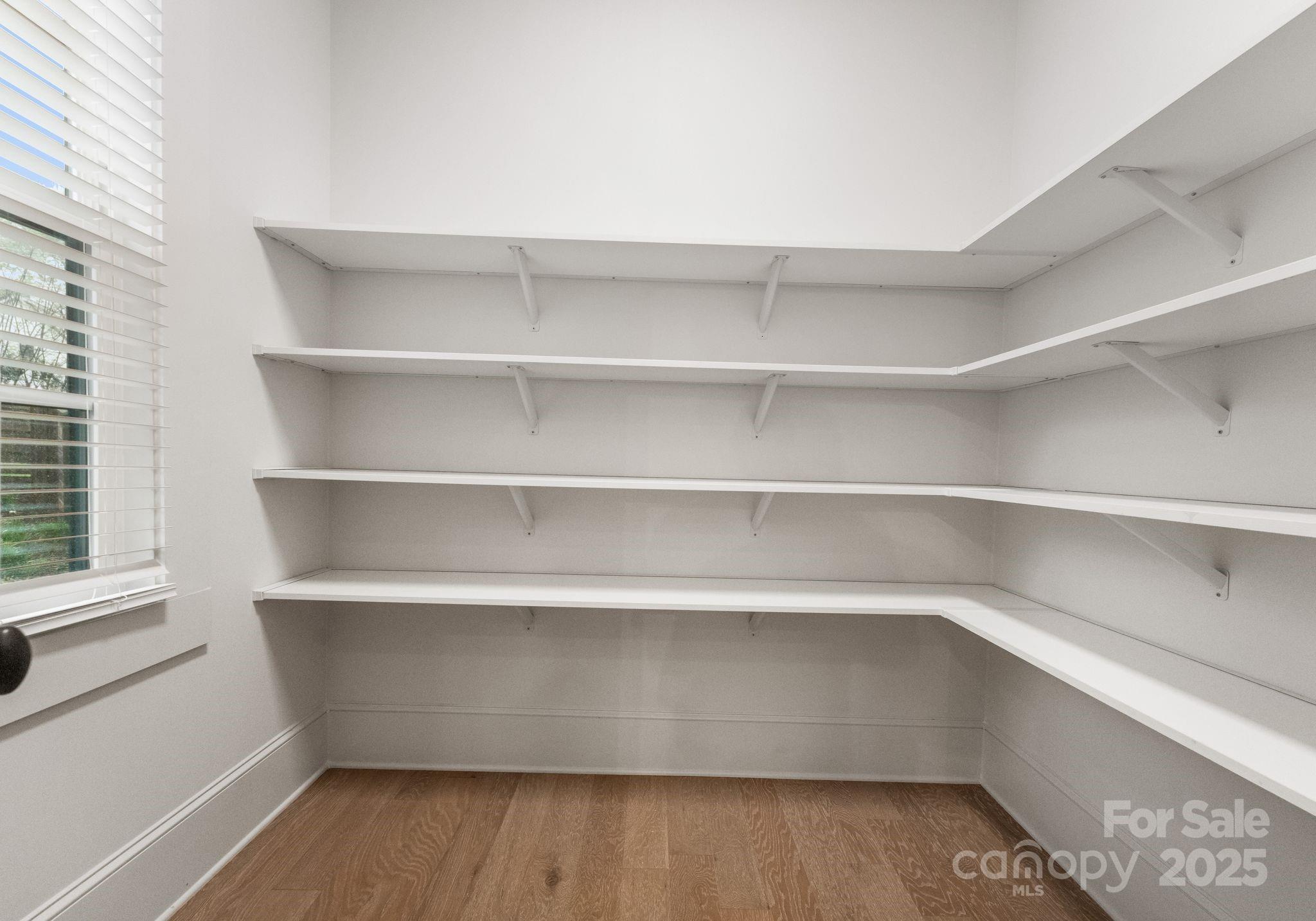 1606 Brook Road Charlotte, NC 28205 - Photo 16 of 29 Gallery Image 16