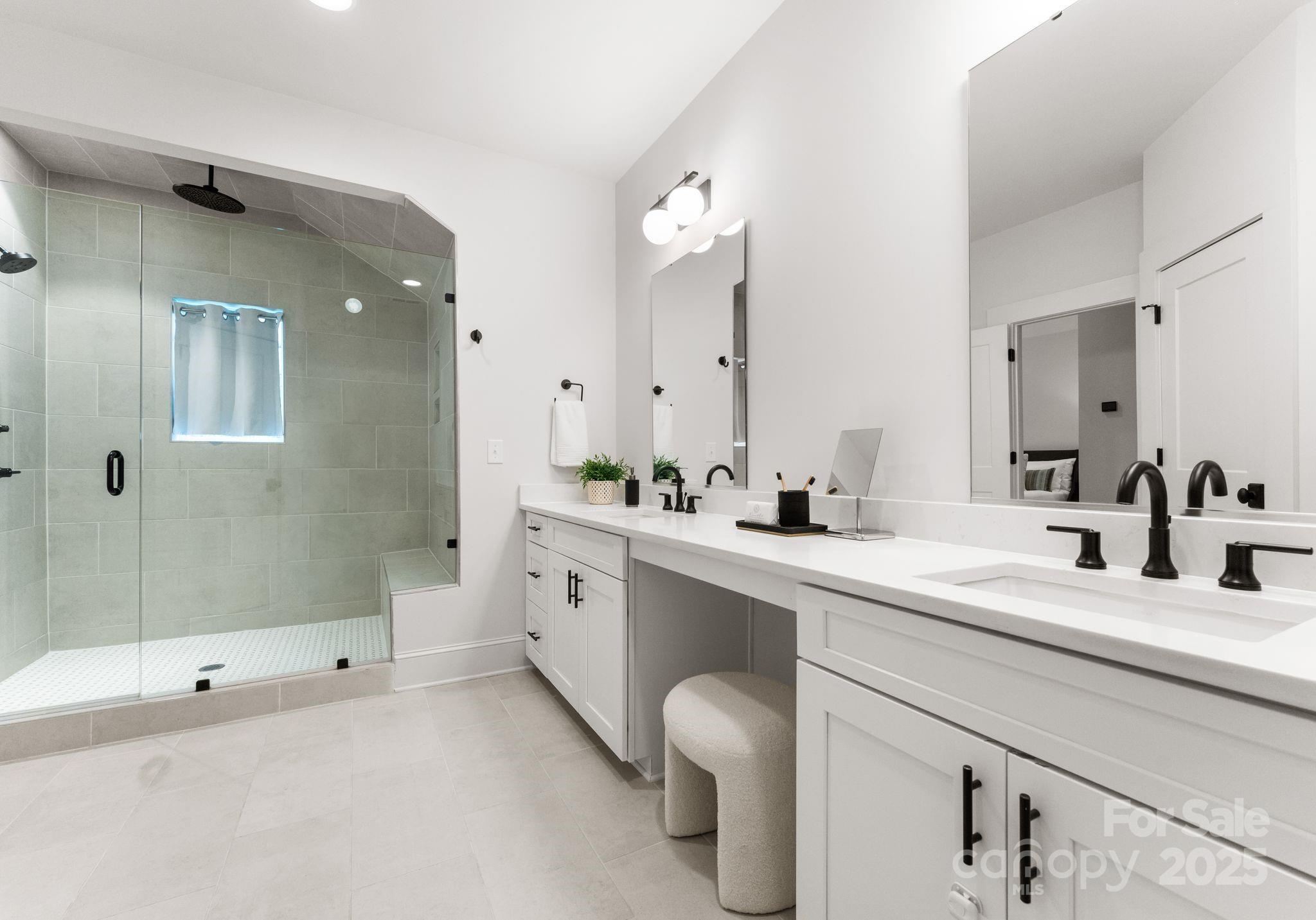 1606 Brook Road Charlotte, NC 28205 - Photo 19 of 29 Gallery Image 19