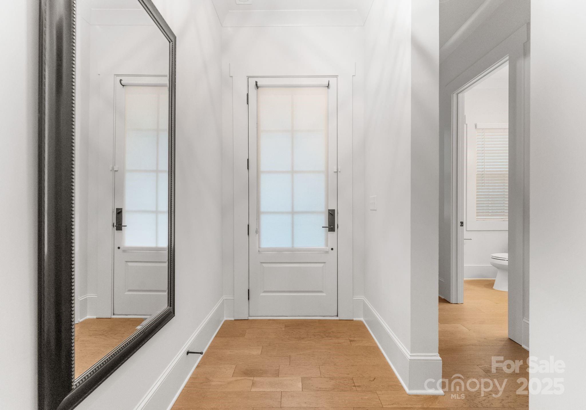 1606 Brook Road Charlotte, NC 28205 - Photo 4 of 29 Gallery Image 4