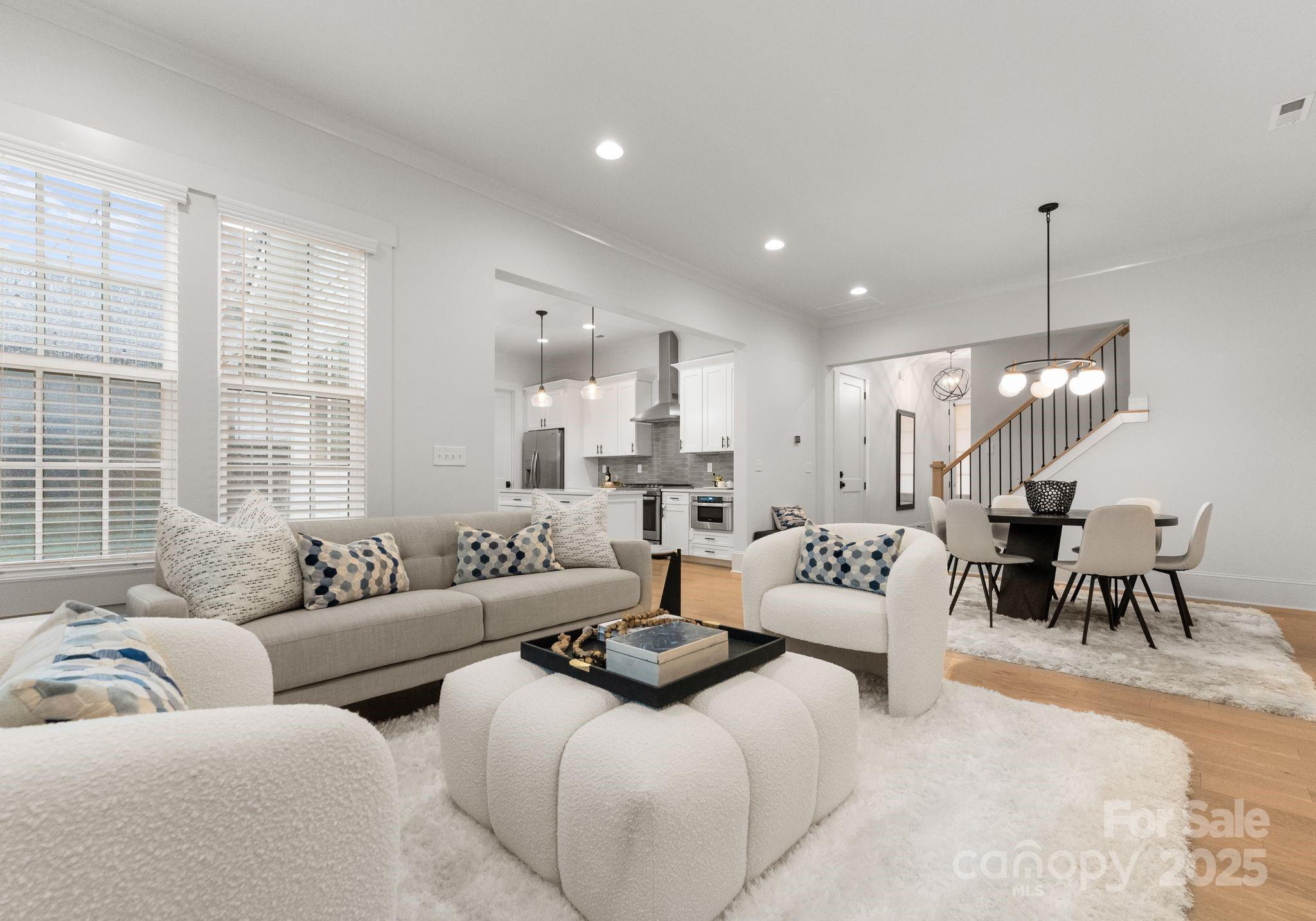 1606 Brook Road Charlotte, NC 28205 - Photo 8 of 29 Gallery Image 8