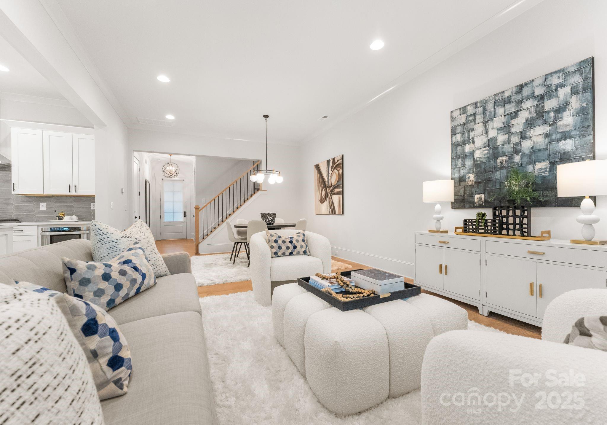 1606 Brook Road Charlotte, NC 28205 - Photo 9 of 29 Gallery Image 9