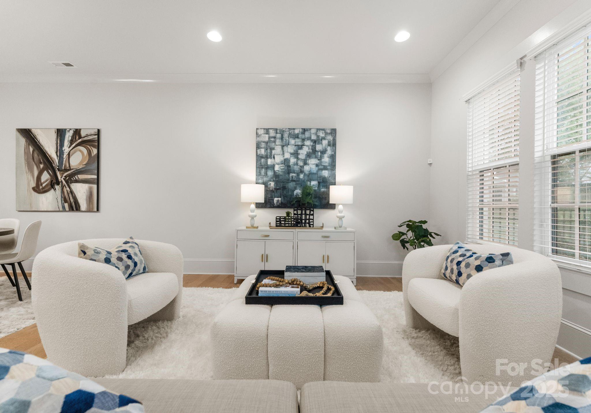 1606 Brook Road Charlotte, NC 28205 - Photo 10 of 29 Gallery Image 10
