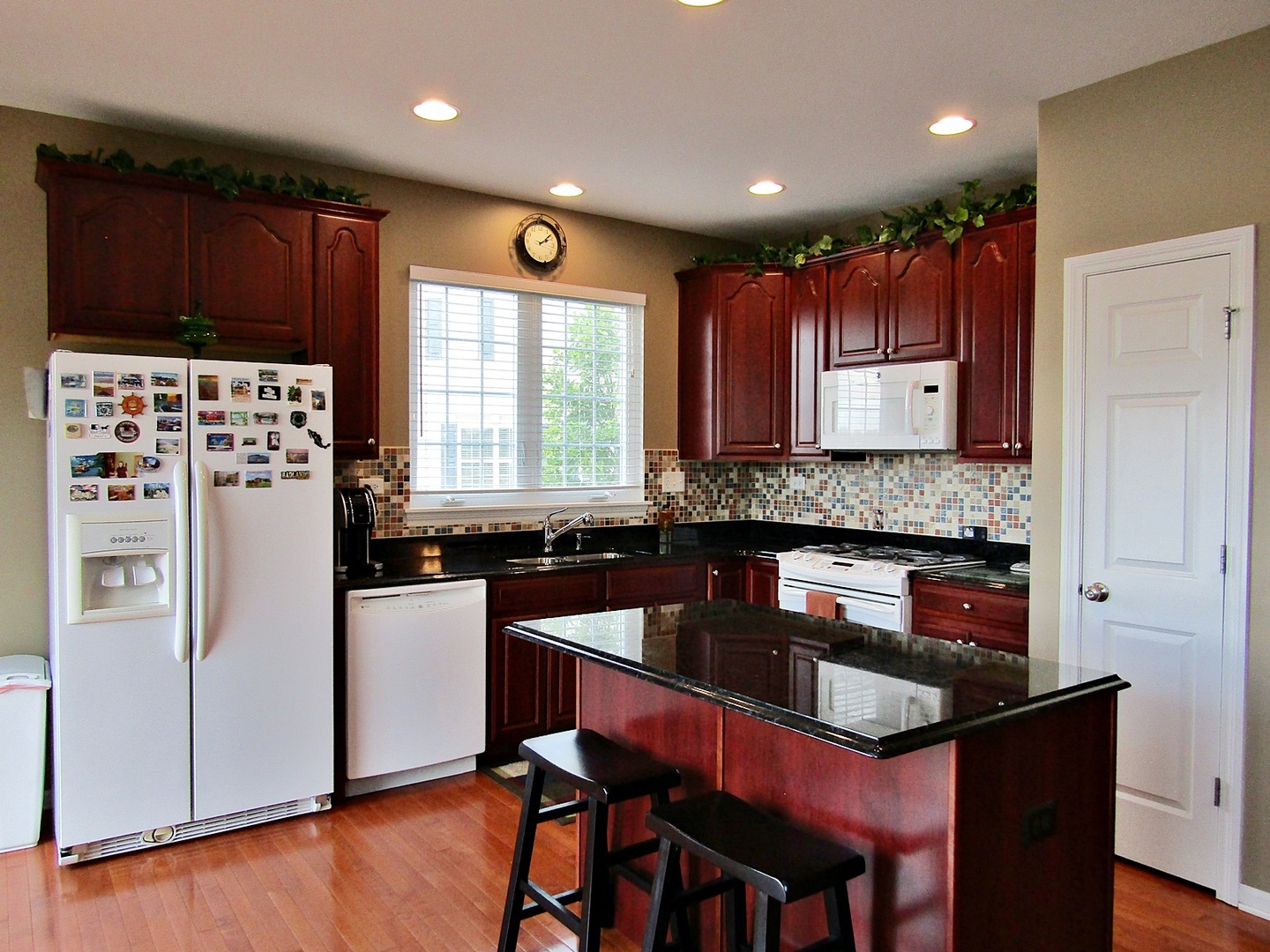 1207 Falcon Ridge Drive Elgin, IL 60124 - Photo 8 of 28