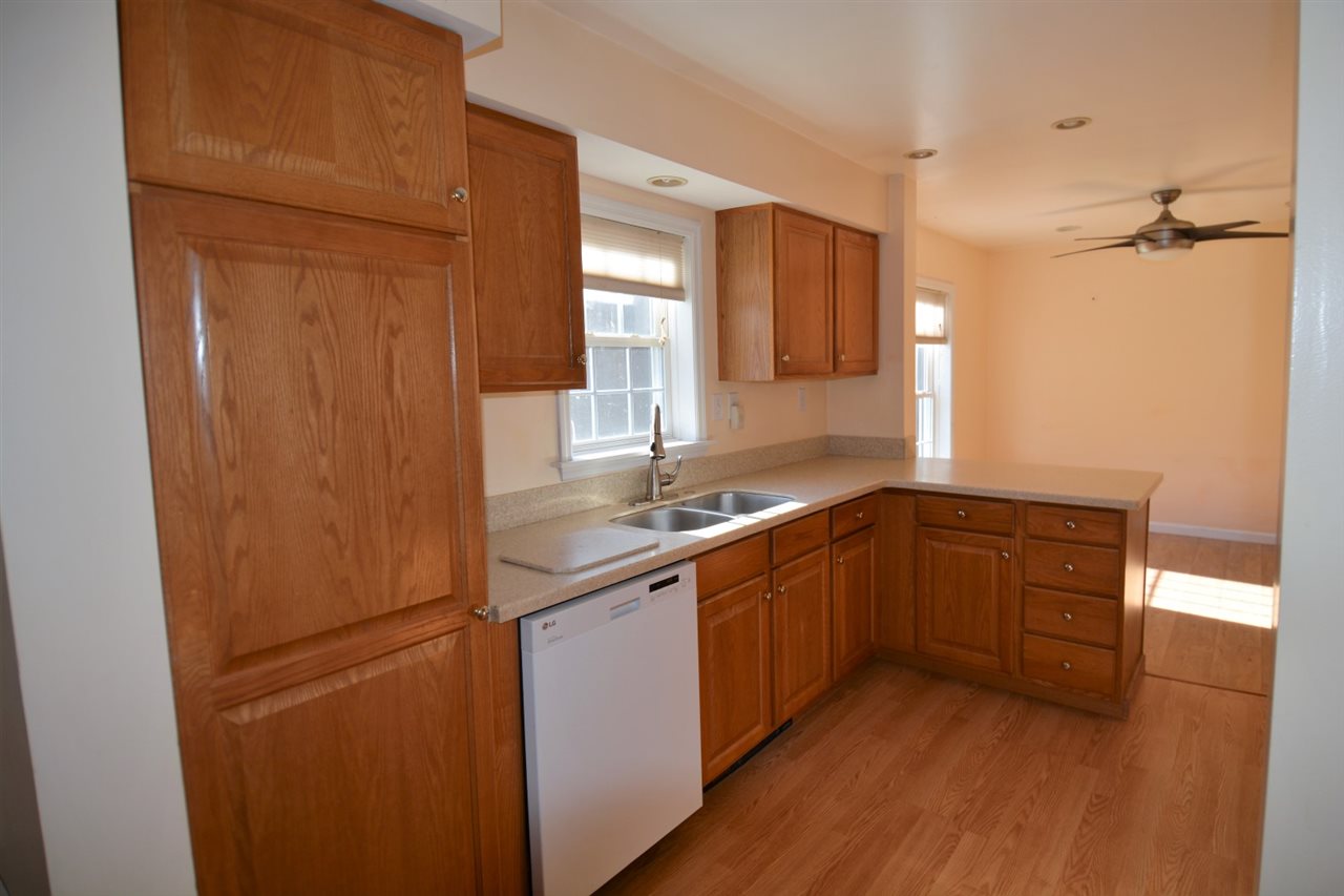 122 Trotting Track Road Wolfeboro, NH 03894 - Photo 5 of 14 Gallery Image 5
