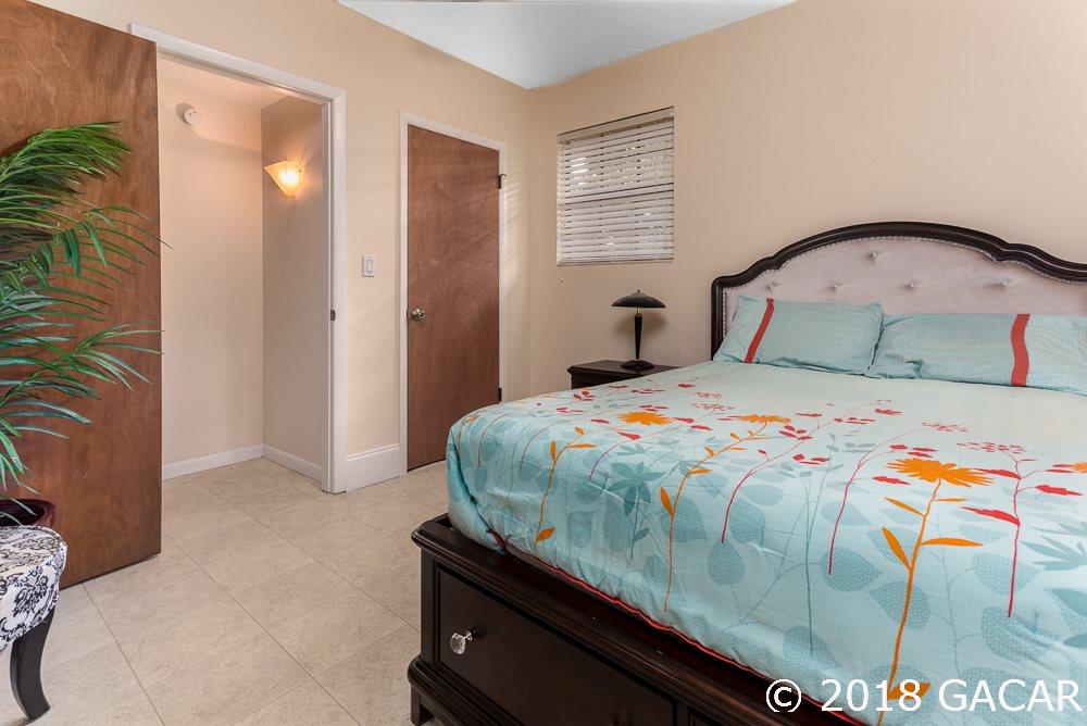 7606 Southwest 51 Place Gainesville, FL 32608 - Photo 21 of 27