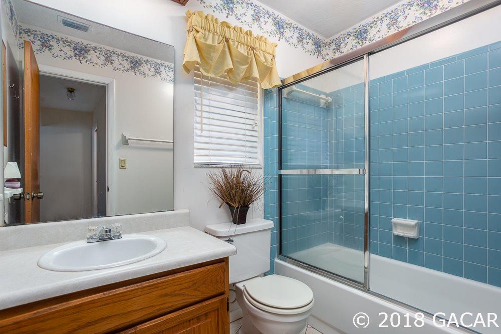 7606 Southwest 51 Place Gainesville, FL 32608 - Photo 22 of 27