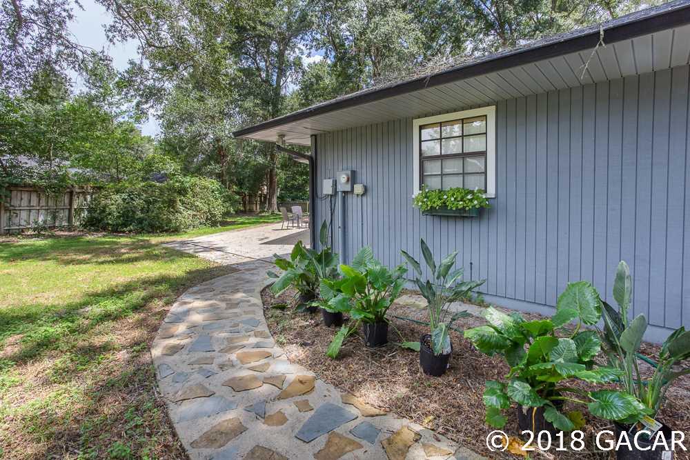 7606 Southwest 51 Place Gainesville, FL 32608 - Photo 23 of 27