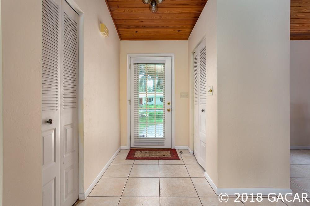 7606 Southwest 51 Place Gainesville, FL 32608 - Photo 4 of 27