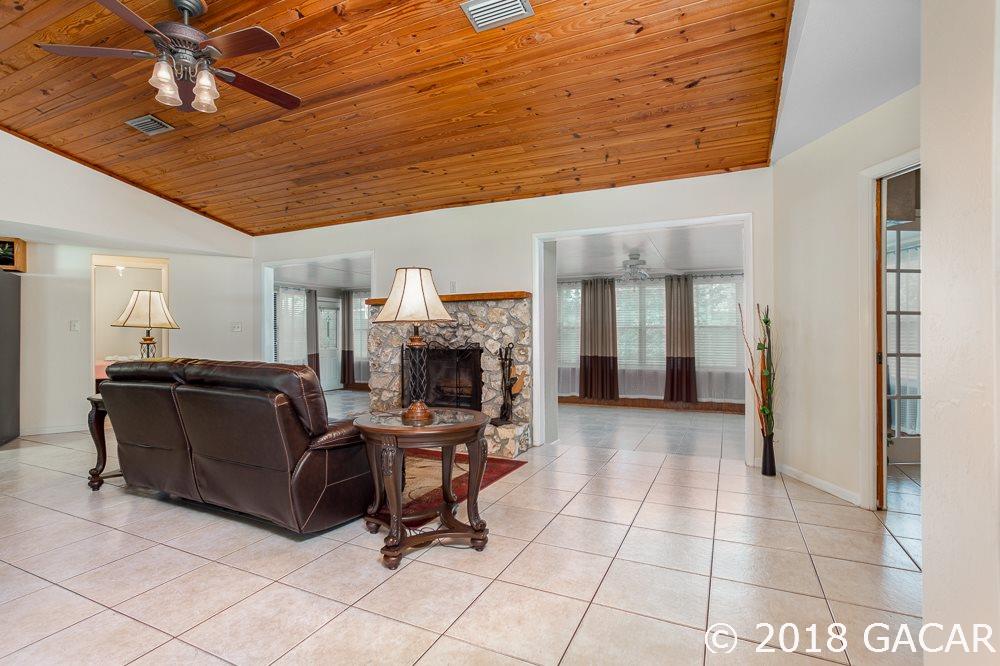 7606 Southwest 51 Place Gainesville, FL 32608 - Photo 5 of 27