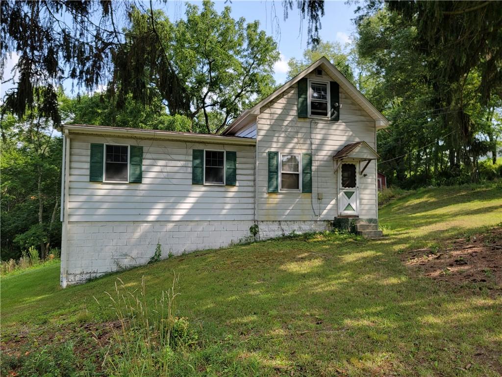 390 Chicora Road Butler, PA 16001 - Photo 1 of 24 Gallery Image 1