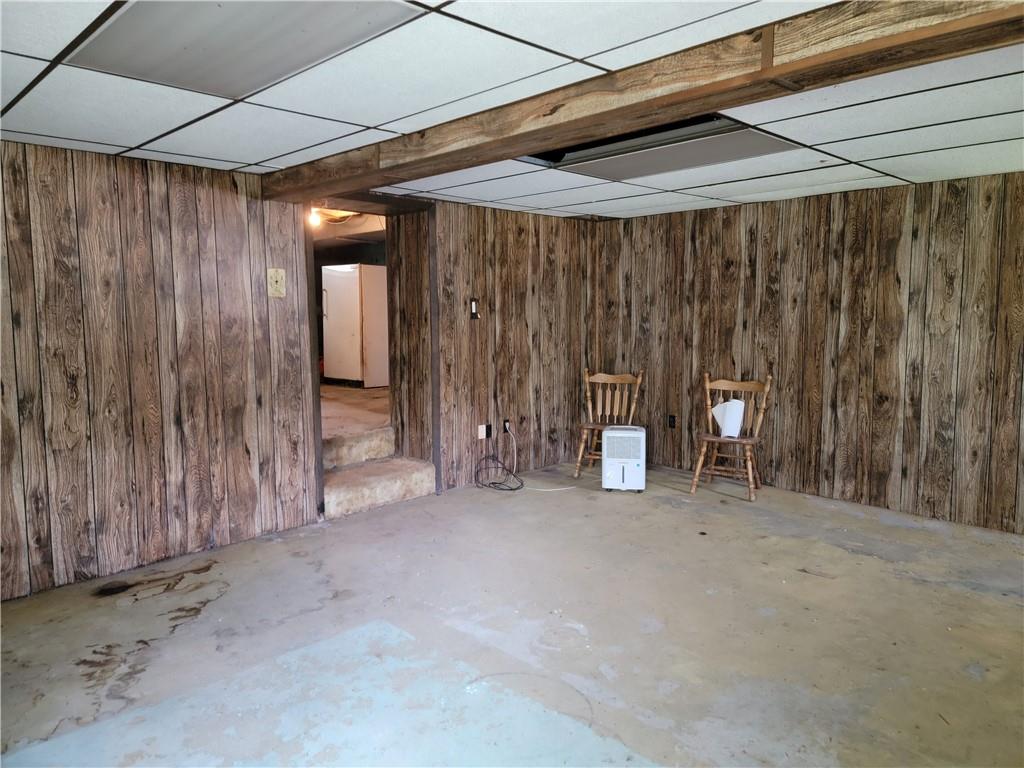 390 Chicora Road Butler, PA 16001 - Photo 16 of 24 Gallery Image 16