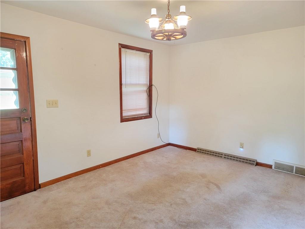 390 Chicora Road Butler, PA 16001 - Photo 2 of 24 Gallery Image 2
